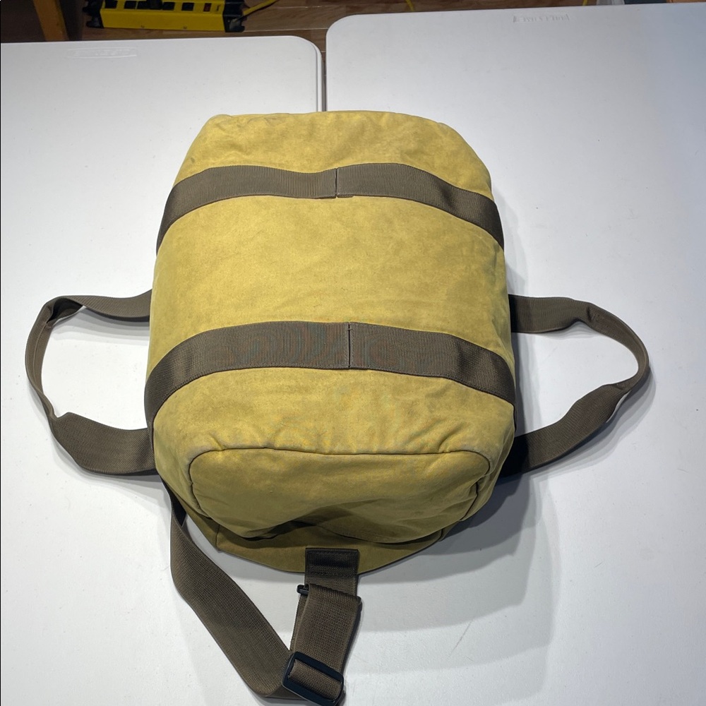 Filson Dry Tin Cloth Duffel Rare American-Made size Small, lightweight. - Picture 6 of 10